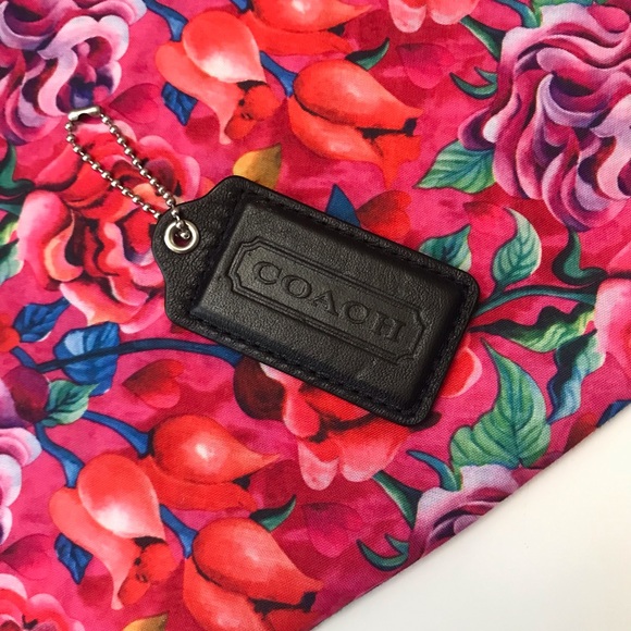 Coach Large Leather Hang Tag, Black / Silver - Picture 8 of 8